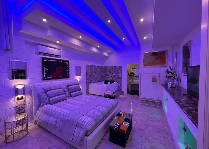 Gianluis Luxury Suites